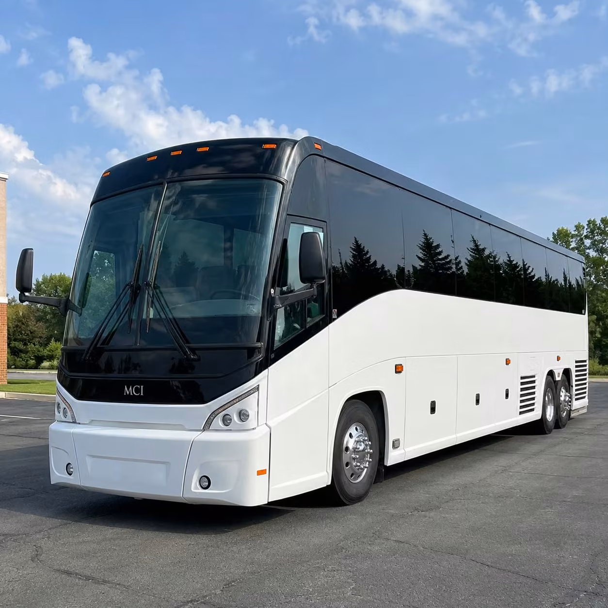 dod compliant charter bus rentals for round rock military contractors and personnel
