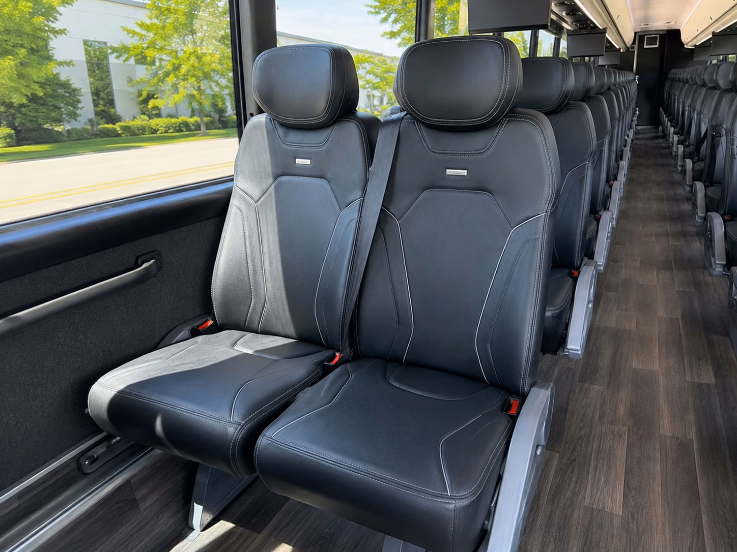 sports team travel and equipment shuttle services across williamson county
